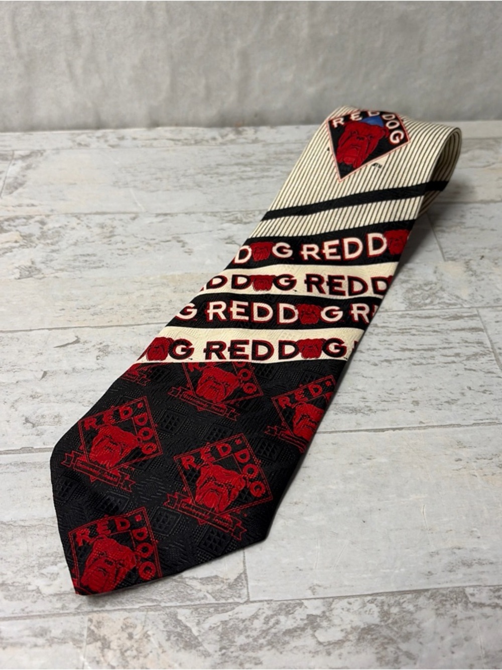 RED DOG 90s Party Beer Necktie Classic Tie Design Vintage 1995